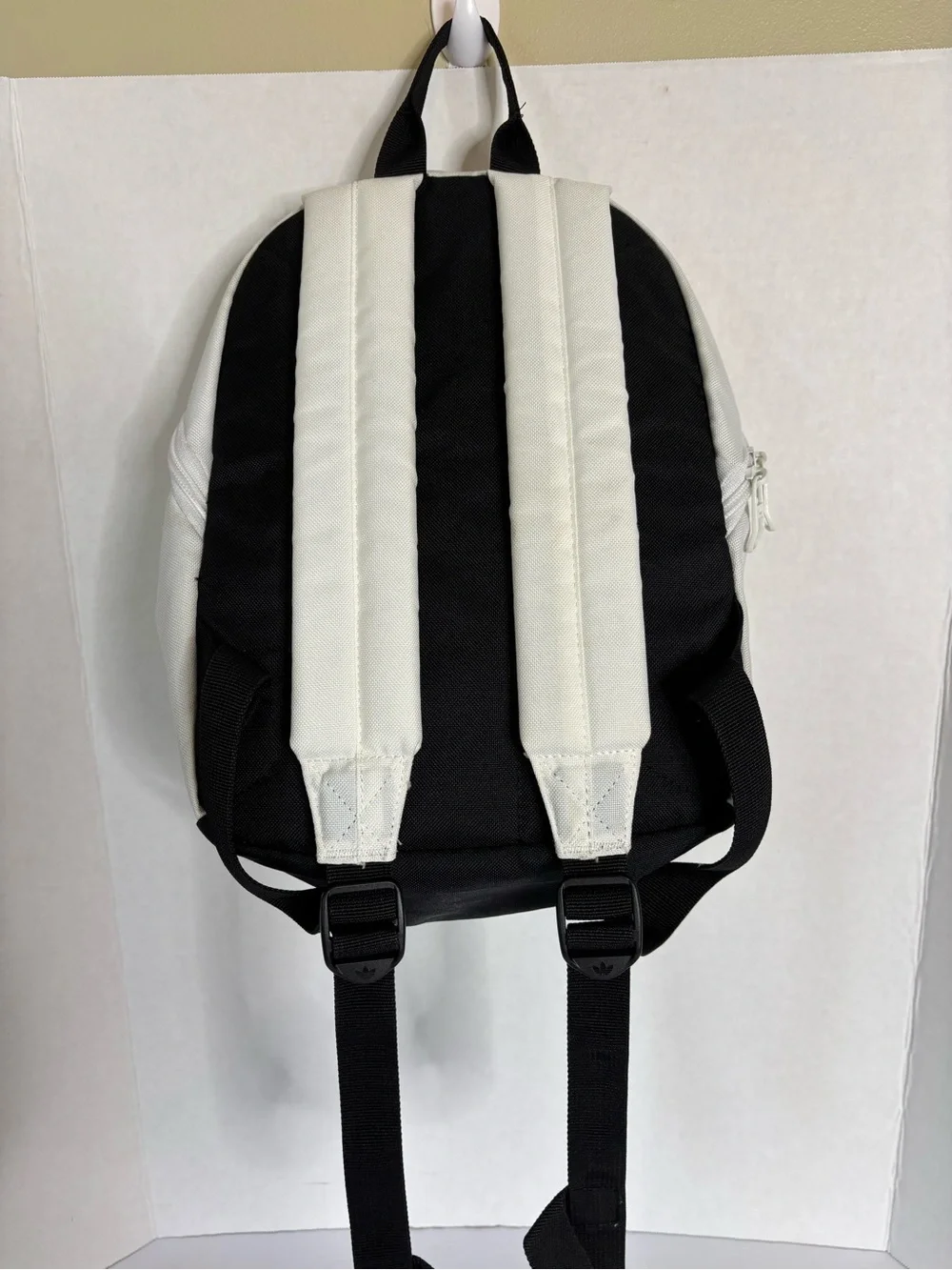 adidas compact backpack